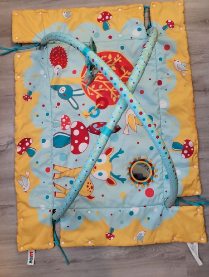 Play mat / tapis d'éveil